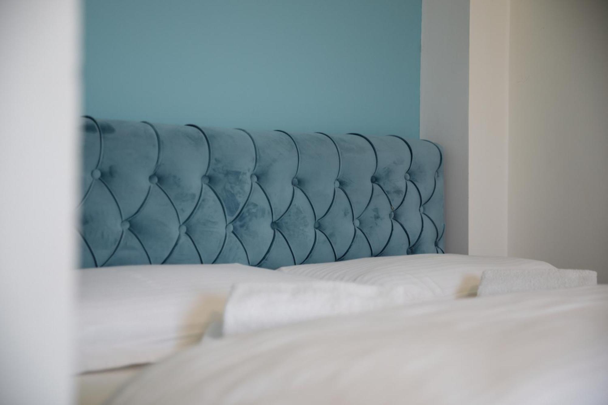 Bora Hotel Gjirokastër 外观 照片