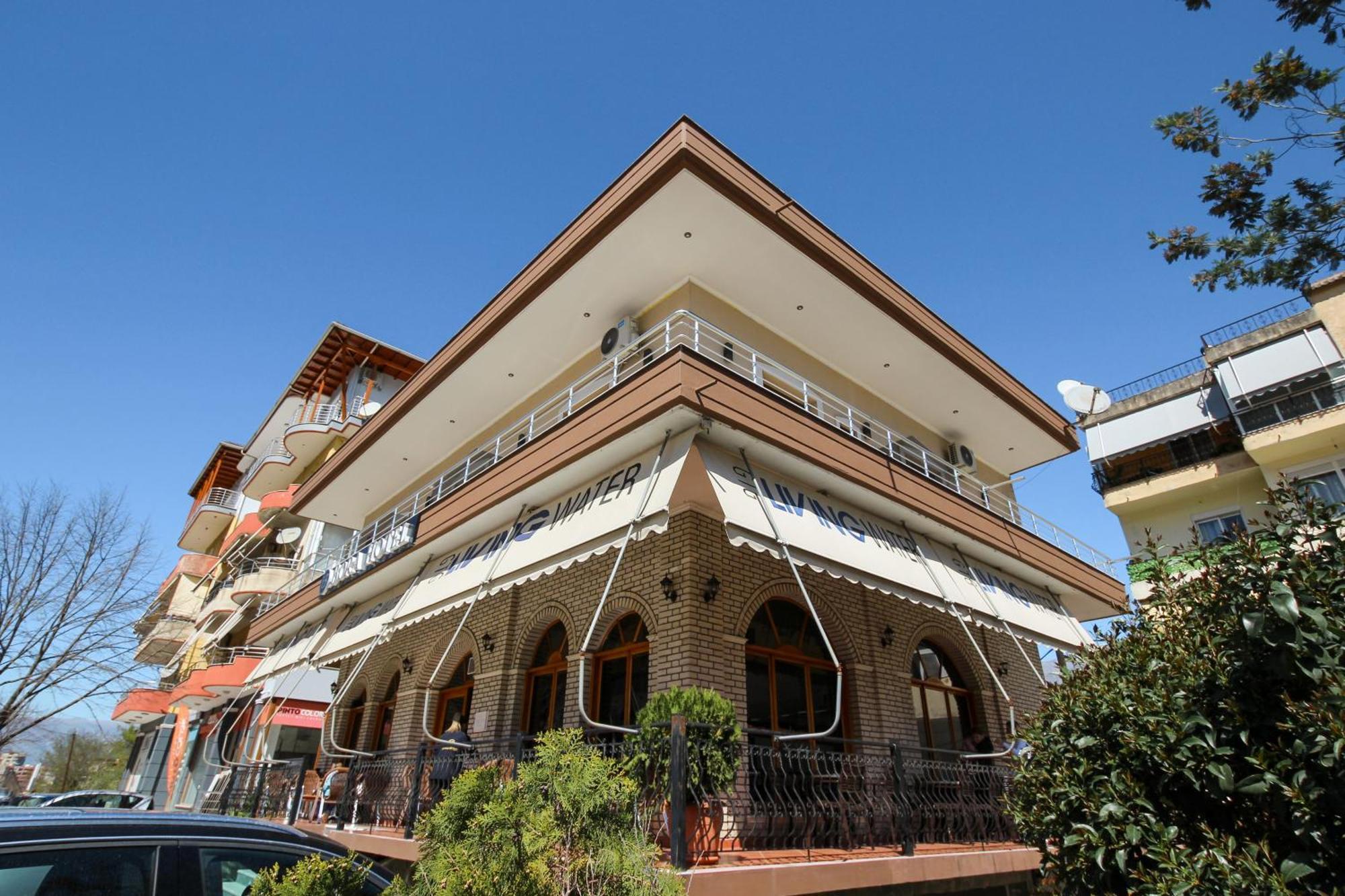 Bora Hotel Gjirokastër 外观 照片