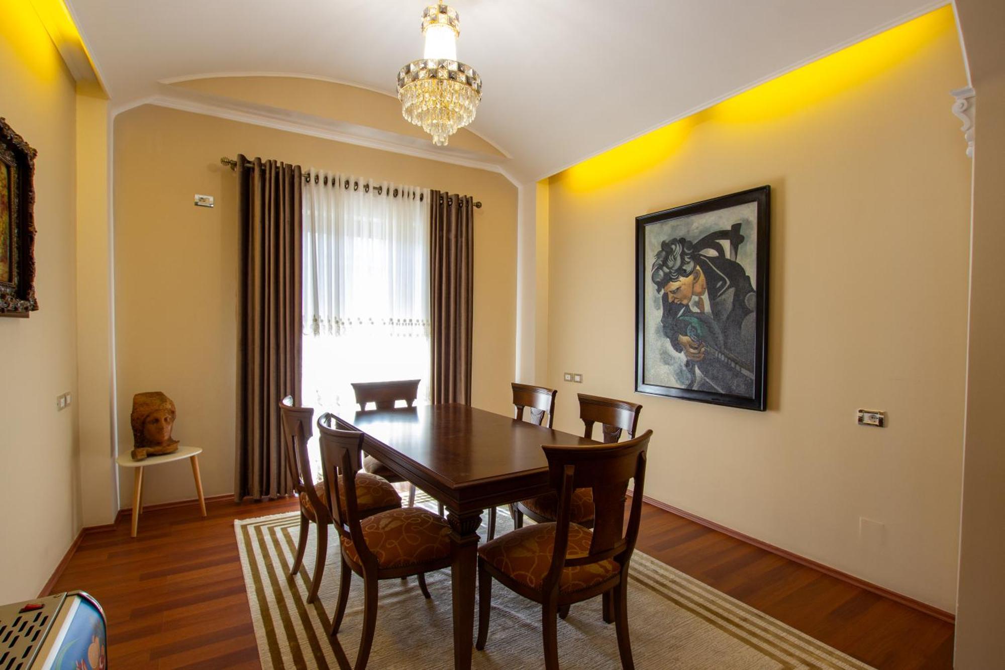 Bora Hotel Gjirokastër 外观 照片